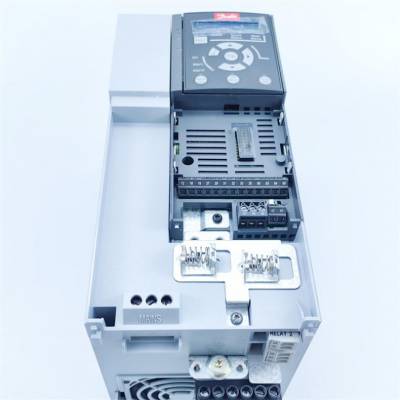 丹佛斯变频器0.75KW 380V VLT2807PT4B20STR0DBF00A00C1