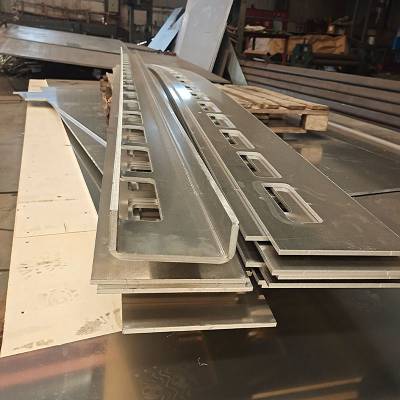 铝板折弯加工定制铝件5毫米厚 数控镂空折弯焊接加工