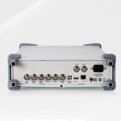 SSG3032X-IQEƵźԴۺά