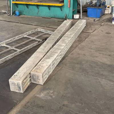 ZG40Cr9Si2 整体铸造工艺 井式炉热处理工装 耐热钢铸件生产厂家