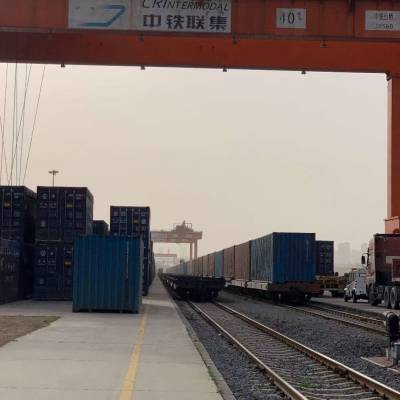 武威出口至乌兹别克斯坦塔什干 霍尔果斯口岸 国际班列 铁路出口运输