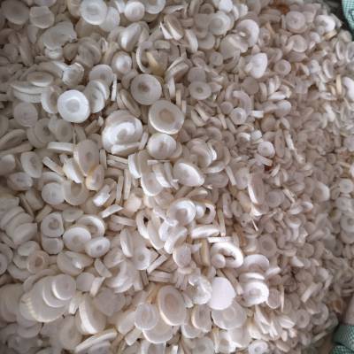 中药材,奇花异草,动植物类,矿石类等3000余种,其中包含粉类,根茎类