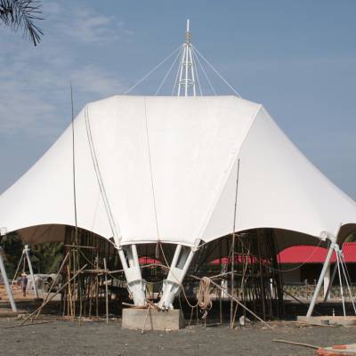 河北秦皇岛体育看台膜结构 ETFE透明膜设计与施工