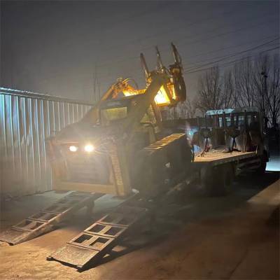 成德 迷你滑移装载车 建筑园林小型滑移 小型破碎锤