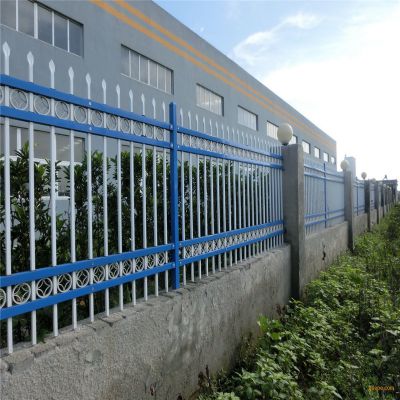围墙栏杆价格 大型产业园围墙护栏 厂房隔离栅栏