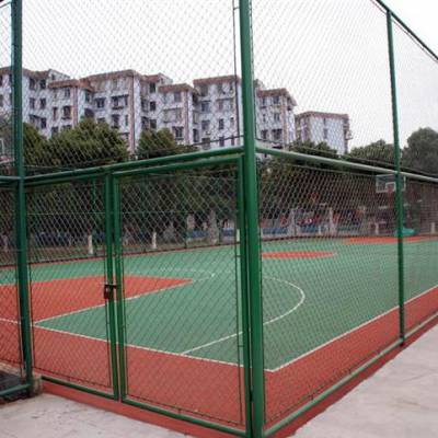 河南郑州金水 体育场围网 球场围栏网 运动场围网安装效果图