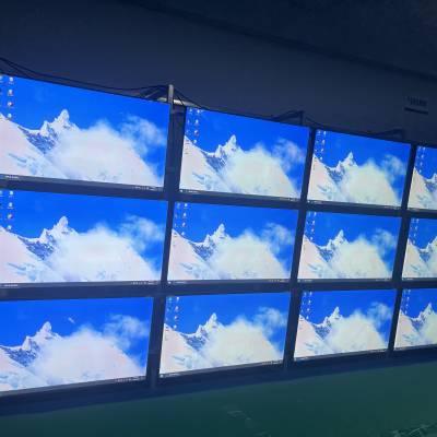LG55寸原装拼接屏 双边拼缝0.88MM 目前液晶***最窄拼接屏