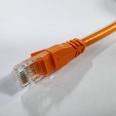 汉维(HANWEI)非屏蔽超六类类成品网络跳线千兆RJ45监控电脑路由器网络连接线 3M橙色