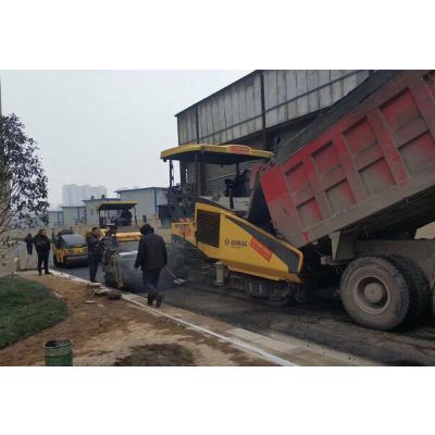 荥阳沥青道路摊铺公司_荥阳沥青砼_荥阳沥青摊铺队伍