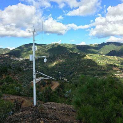 金昌3米4米太阳能监控杆 风能太阳能监控 太阳能监控