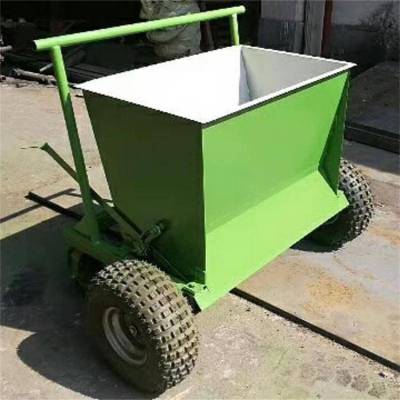 程煤无动力人造草坪充沙机 柴油座驾式一吨足球场冲砂车 刷草铺砂机