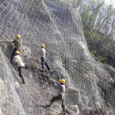 西安山坡防护网-钢丝绳包山网-主动边坡防护网勾花网钢丝绳锚杆