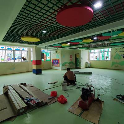 深圳惠州幼儿园教室地面铺设地胶-幼儿园教室地胶铺设-深圳PVC地胶地面施工