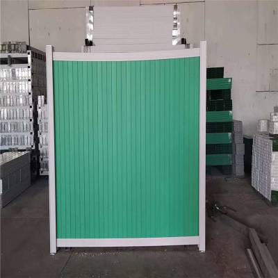 山东泰安 彩钢板围挡 仿真草皮围挡 专业可靠