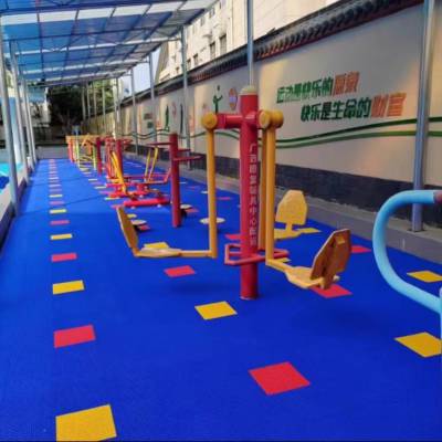 悬浮地板幼儿园室外篮球场运动场户外操场公园地垫防滑拼装地胶垫