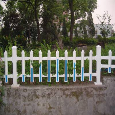 仿木草池栏杆 花园护栏价格 公园绿化围栏厂家