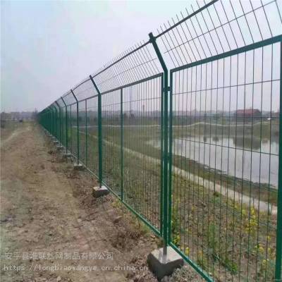 广州绿色护栏网 东莞铁丝围栏网 果园专用铁丝网