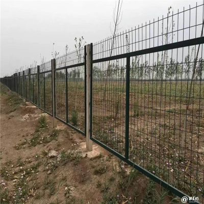铁路栅栏 金属防护栅栏 艾瑞8001桥上防护栅栏