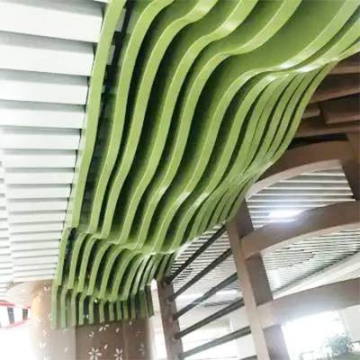 欧镁扭曲铝单板 剧院墙面拉弯铝条板各种规格双曲铝板定制