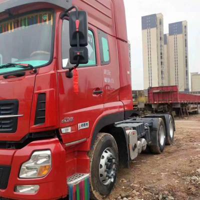 东风天龙牵引车，二手国五牵引车，二手解放牵引车，国五牵引挂车，国五牵引后翻自卸车，二手货车