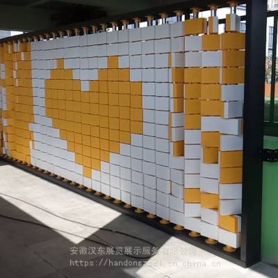 公园景区翻转墙户外大型儿童翻翻乐室外互动景墙