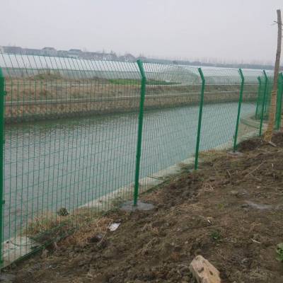 钢板网护栏港口海关码头菱形孔防护网保税区隔离网河道水库围栏网