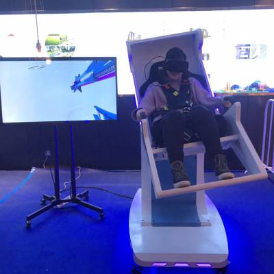 上海年会暖场VR360旋转、VR赛车 多人战车设备租赁