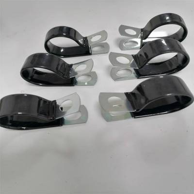 莒南县生产机器配件黑皮包胶管夹铁镀锌浸塑管夹摩托塑胶线夹规格定制