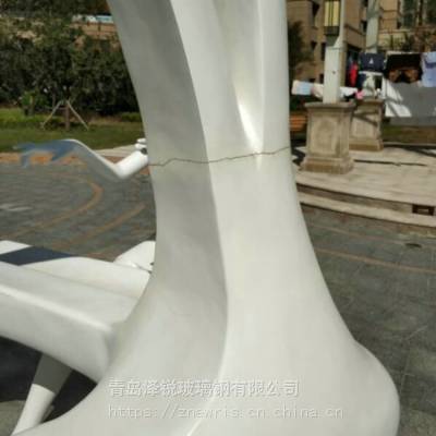 玻璃钢雕塑修复 玻璃钢美陈摆件修补