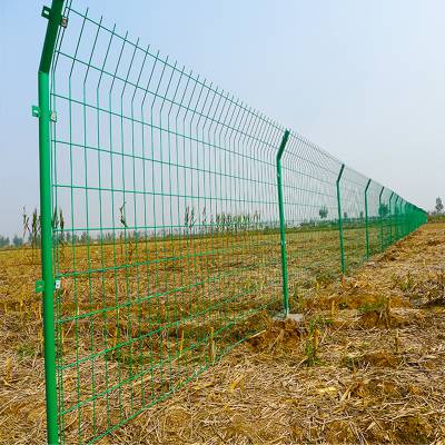圈地围栏网 绿色塑胶钢丝园林圈山防护网优盾护栏网