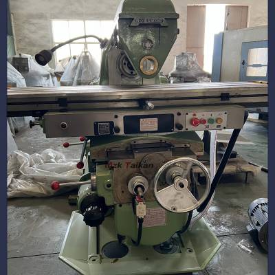卧式铣床X6132立卧两用万能铣 大行程 稳定性好 模具加工