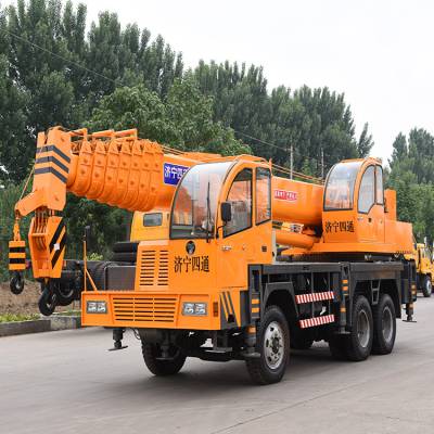 16吨大六轮自制吊车机械潮流马力强劲***使用