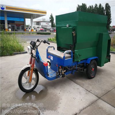 羊舍撒料车 牛羊自走式喂料车5立方柴油三轮撒料车 润丰