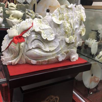 陕西蓝田玉金蟾 西安菜玉摆件 乔迁前台桌摆