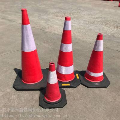 淮盛橡胶反光路障 路障安全警示路锥 城市道路PVC雪糕桶发