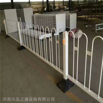 护栏厂销售不锈钢桥梁护栏河道安全防护栏 马路中间京式交通隔离栏