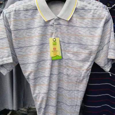 湖北武汉修身商务版翻领短袖T恤男直播2元3元尾货女装。