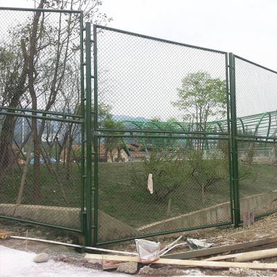 抚州足球场护栏 笼式足球场护栏网 勾花网护栏厂家
