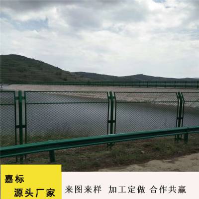 山东枣庄河道隔离网 水源地铁丝网围栏