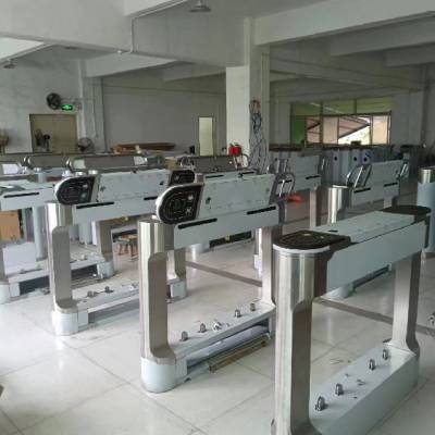 ����ʶ�� ����ͨ��բ �����Ž� ˢ��һ��ͨѡ��ʵ