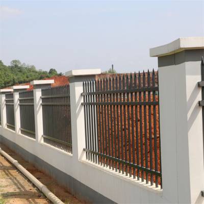 折弯锌钢护栏工厂蓝白色住宅围栏多种颜色可选财润丝网供应
