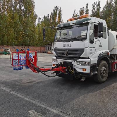 定制隧道清洗机 建筑工地围墙清洗车 波形护栏清洗机 厂家***