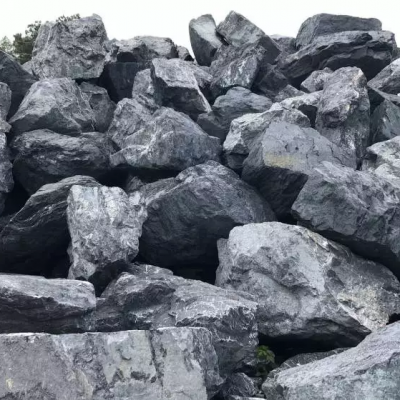 黑山石恒艺驳岸工程景观石 园林景观流水风景石