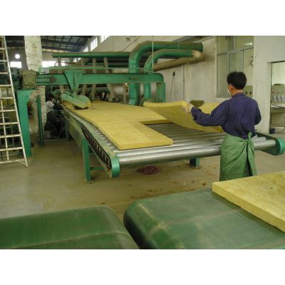 A级阻燃保温岩棉板产品型号 钢丝网岩棉复合板JY21