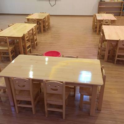 优质幼儿园木制桌椅直销,幼儿园实木家具,儿童午休实木床,玩具柜,书架,口杯架