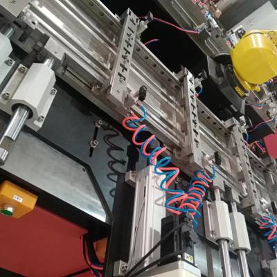 激光自动化焊接工作站，激光焊接不锈钢专机，激光焊机