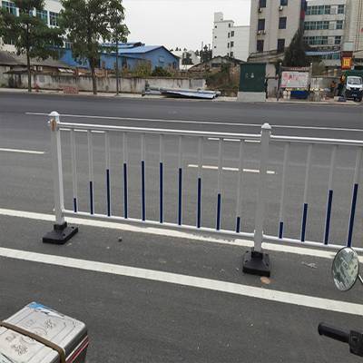 汕头潮南市政道路防撞护栏道路钢板护栏公路护栏公路栏杆