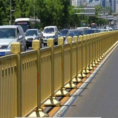 道路中间隔离带黄金护栏 京式护栏市政护栏长期销售