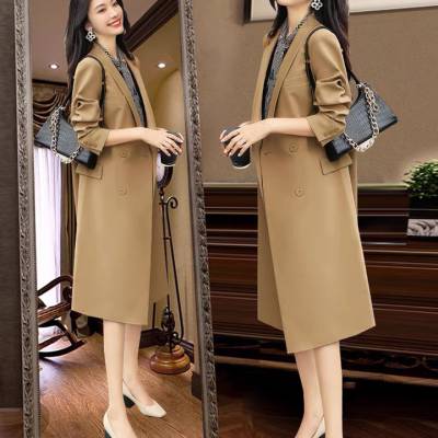 深圳品牌女装尾货 高定风衣 秋季女式外套 折扣女装市场 便宜女装供应