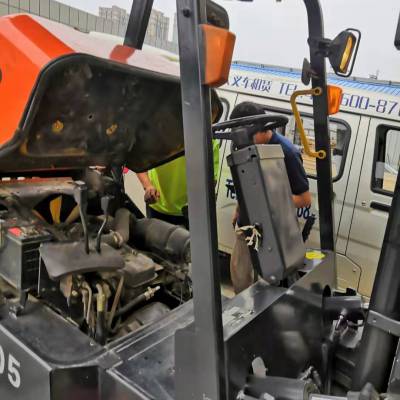 莱阳电动叉车控制器维修柴油叉车发动机变速箱大修叉车驻场维修业务